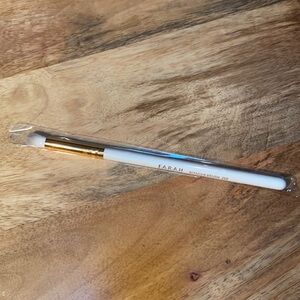 F.A.R.A.H | Blender Brush "Rose Gold Collection" 25E